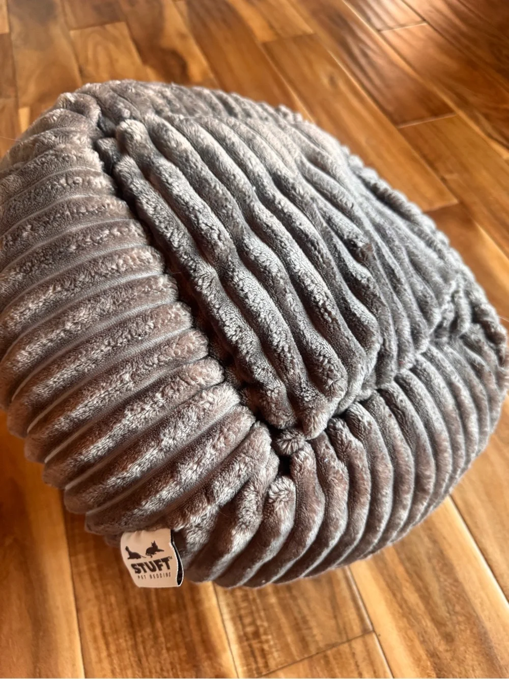 Stuft Cozy Ribbed Donut Dog or Cat Bed in Brown Taupe